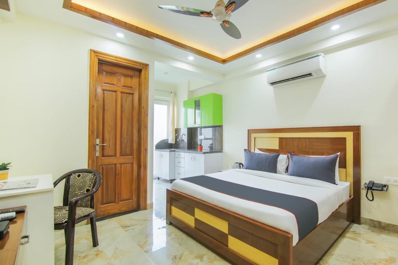 Super Collection O Corporate Suite Near Omaxe Celebration Mall غورغاون المظهر الخارجي الصورة