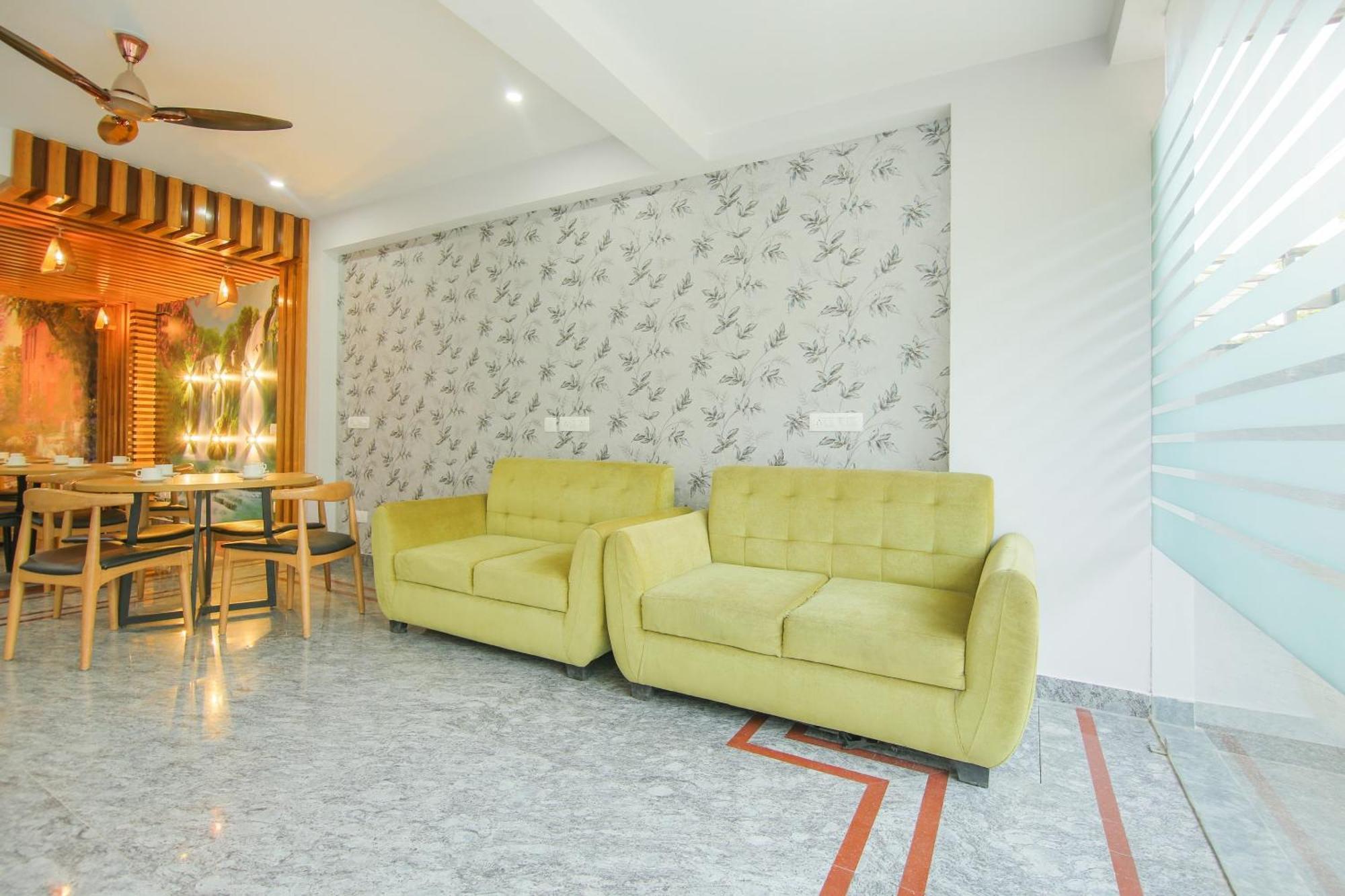 Super Collection O Corporate Suite Near Omaxe Celebration Mall غورغاون المظهر الخارجي الصورة